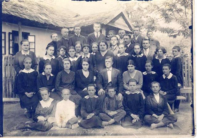 Gimnaziul Mixt NISPORENI, anul 1929.